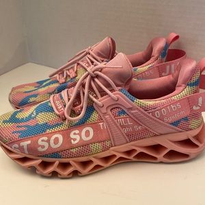 Just So So Womens Non-Slip running Athletic sneaker-shoe with waffle soles